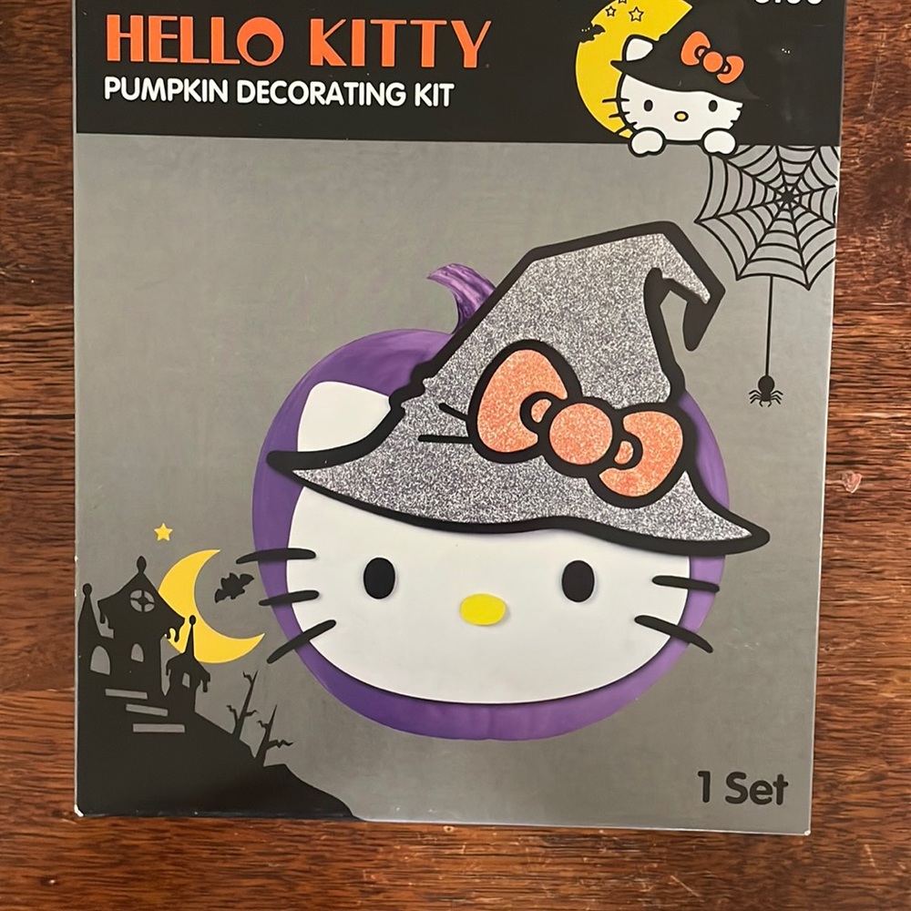 Sanrio Hello Kitty Pumpkin Decorating Kit Halloween